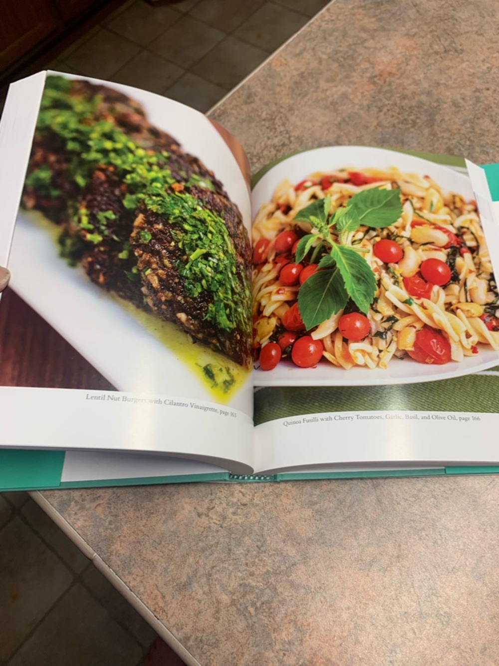 Cookbook lot - Picture 13 of 16